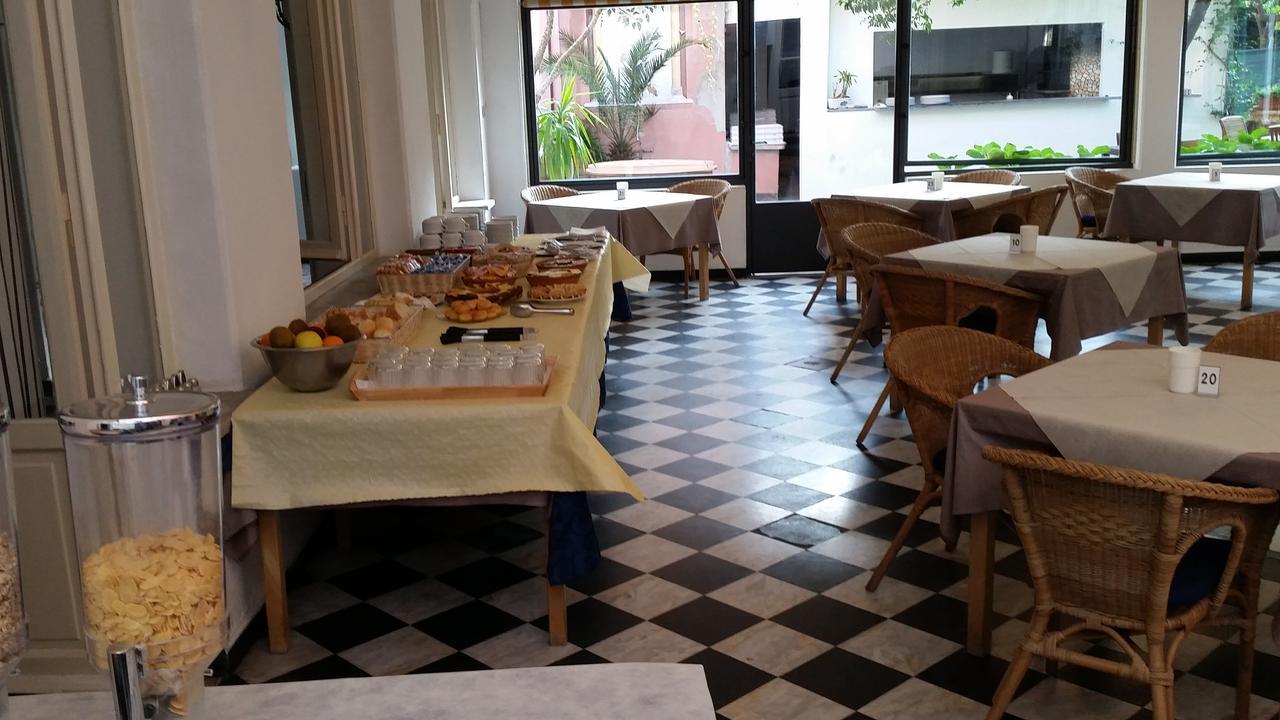 Albergo Lungomare Бонасола Екстериор снимка