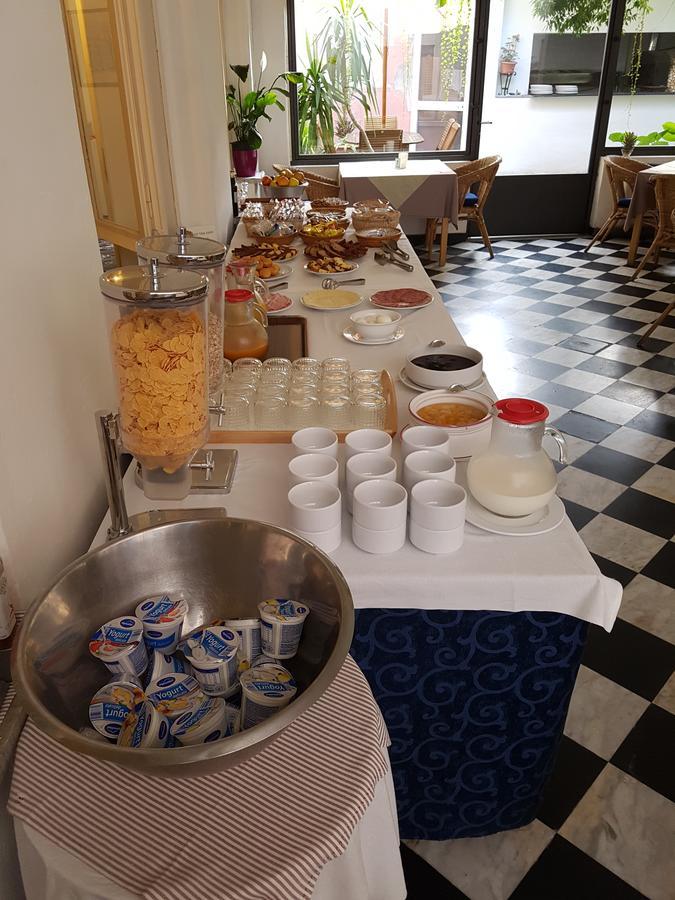 Albergo Lungomare Бонасола Екстериор снимка