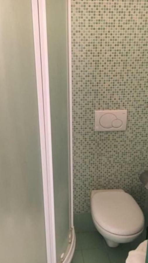 Albergo Lungomare Бонасола Екстериор снимка
