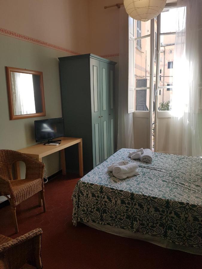 Albergo Lungomare Бонасола Екстериор снимка