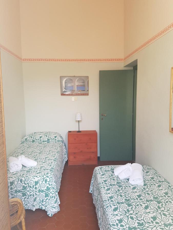 Albergo Lungomare Бонасола Екстериор снимка